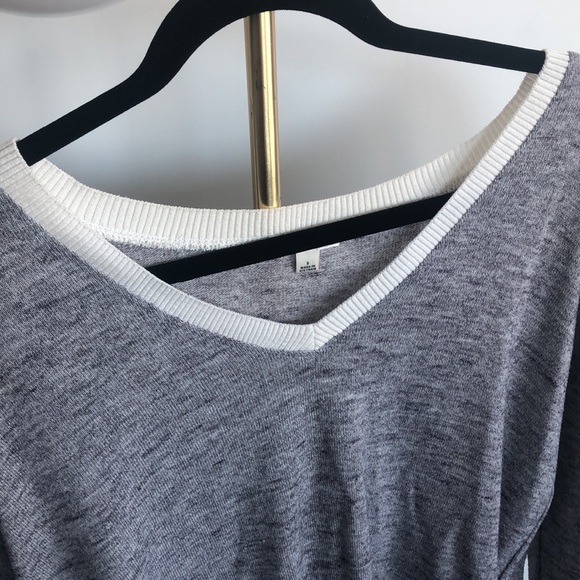 Aritzia Wilfred long sleeve top - Picture 3 of 7